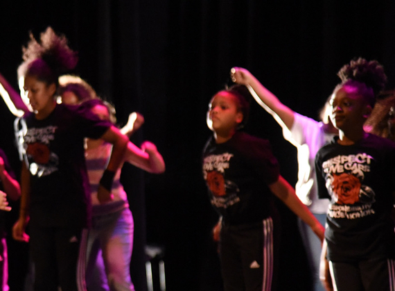 Image of the Destiny Arts Junior Company dancing at a performance